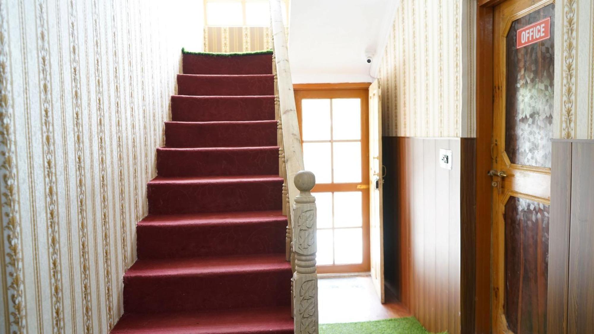Green Resort Srīnagar Extérieur photo